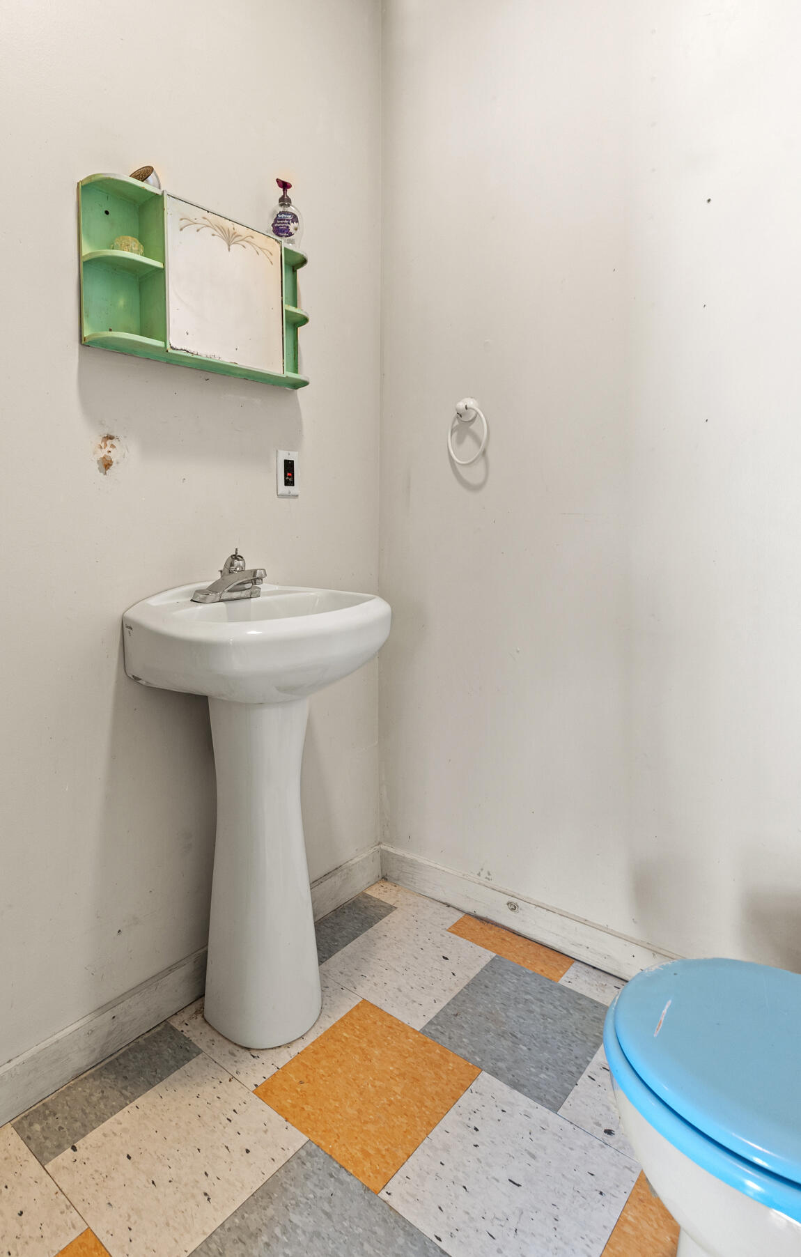 861 W Main Street Dover-foxcroft ME 04426