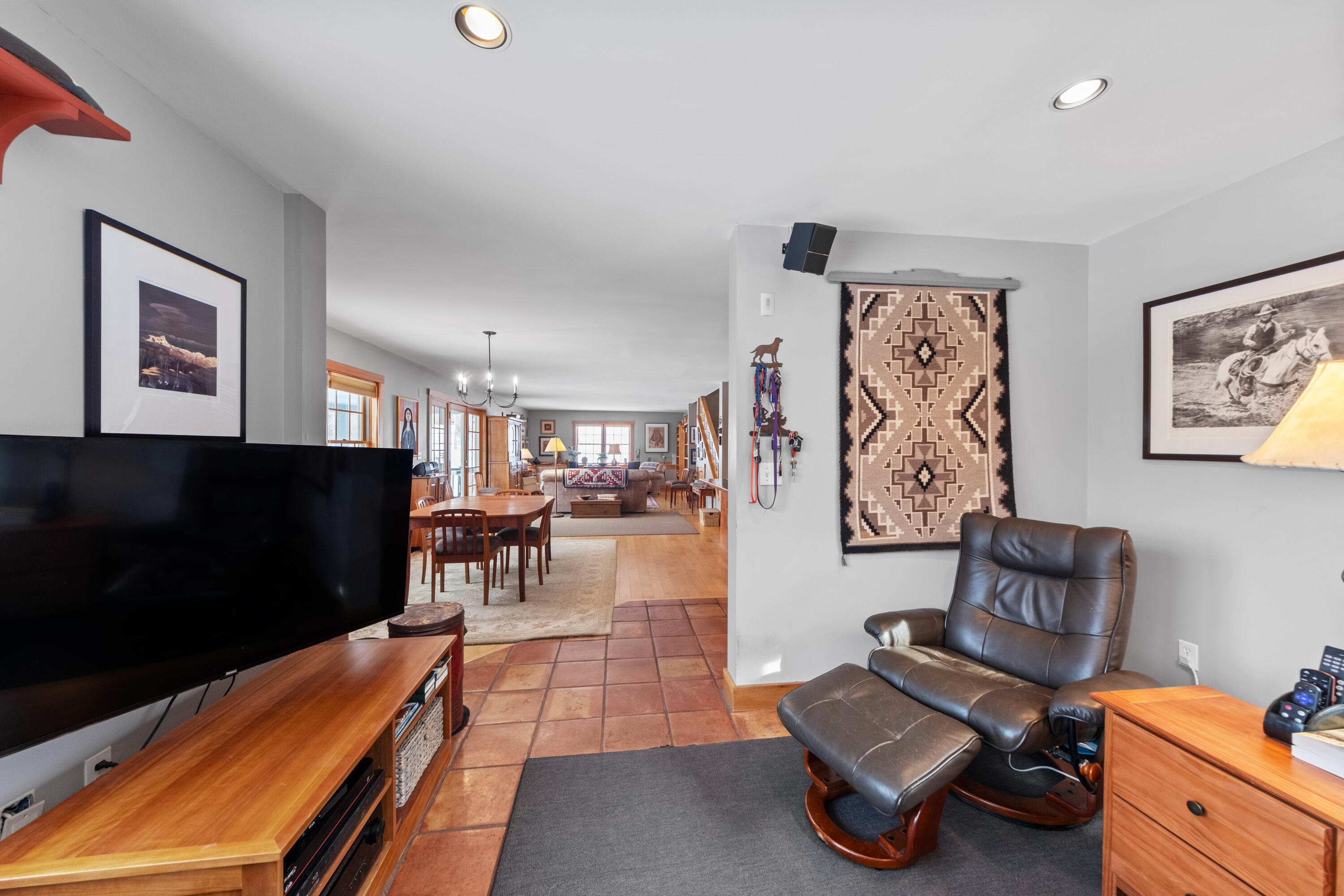 63 Raccoon Cushing ME 04563