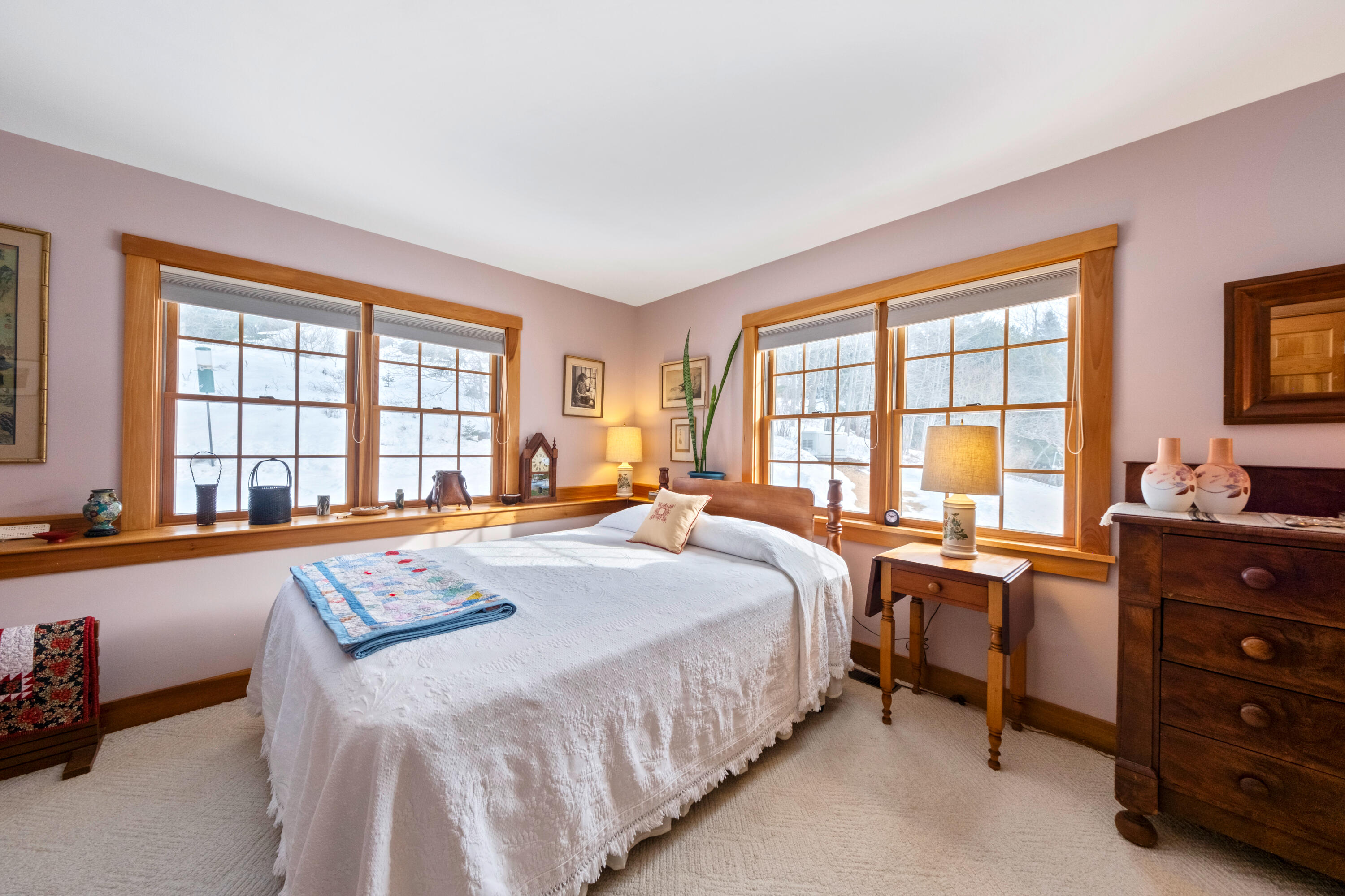 63 Raccoon Cushing ME 04563