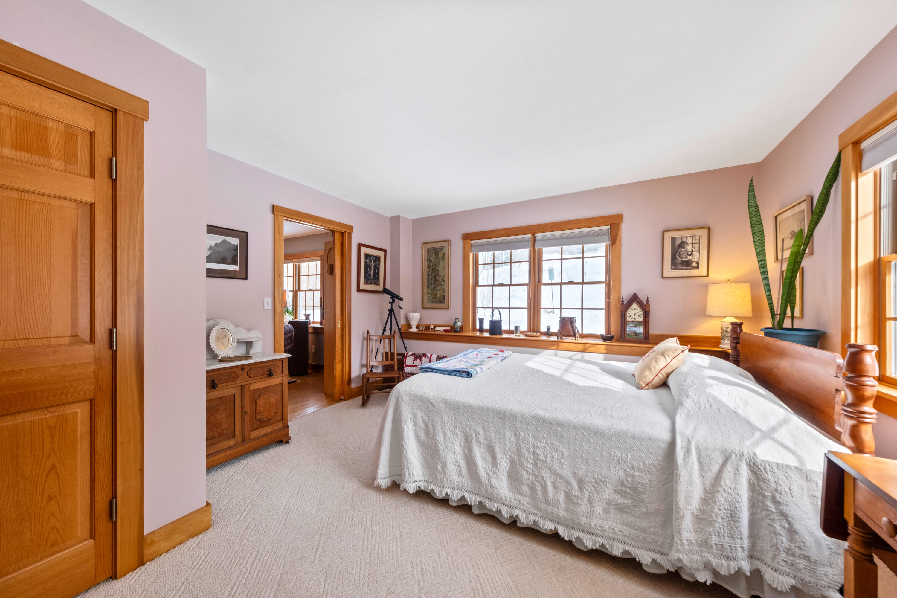 63 Raccoon Cushing ME 04563