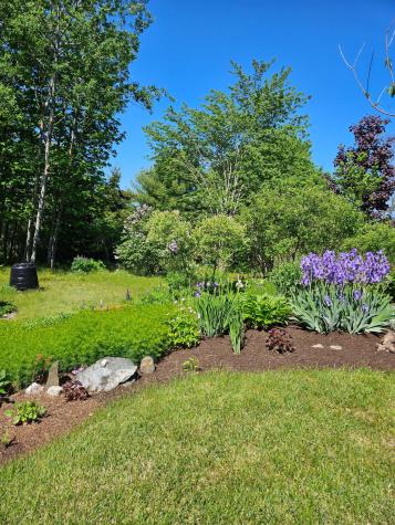 63 Raccoon Cushing ME 04563