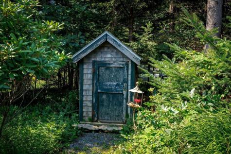 11 Ocean Bridge Boulevard Lamoine ME 04605