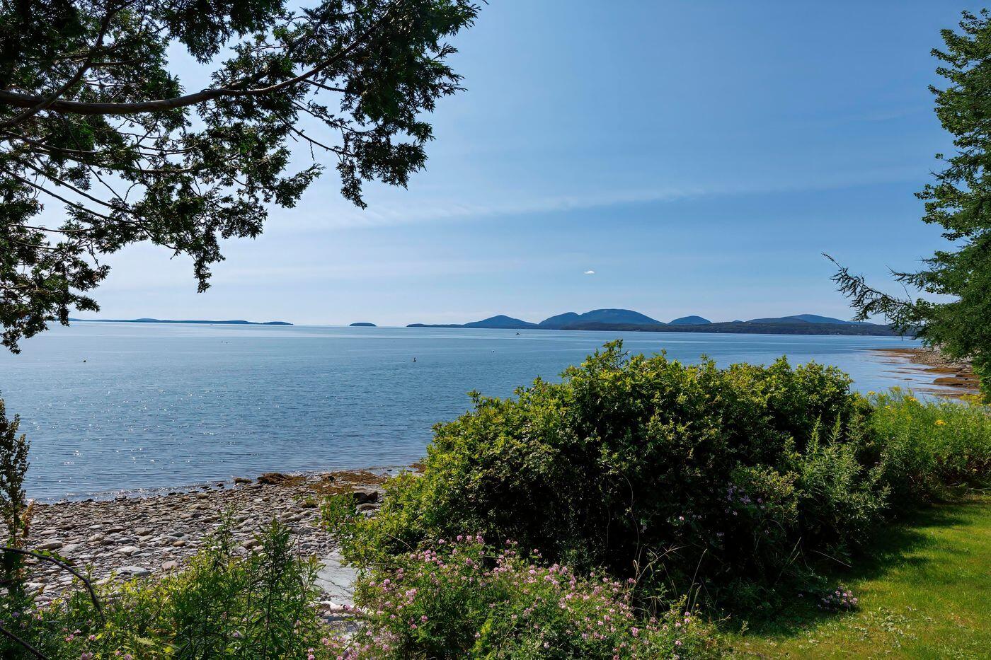 11 Ocean Bridge Boulevard Lamoine ME 04605