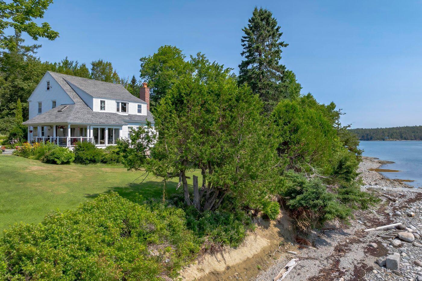 11 Ocean Bridge Boulevard Lamoine ME 04605