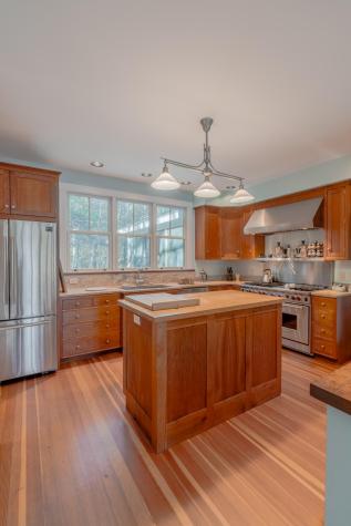 52 Knubble Road Georgetown ME 04548