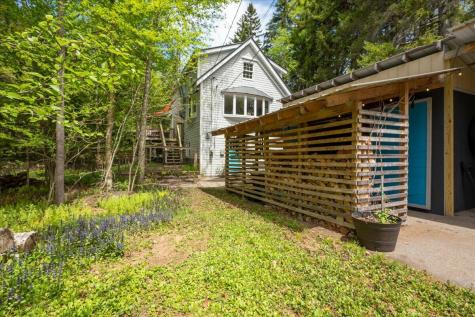 4 Stone Drive Northport ME 04849