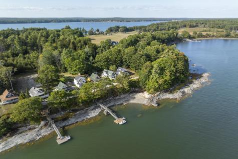 46 Blackstone Club Road Brunswick ME 04011