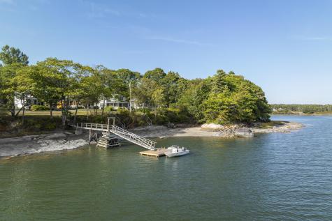 46 Blackstone Club Road Brunswick ME 04011