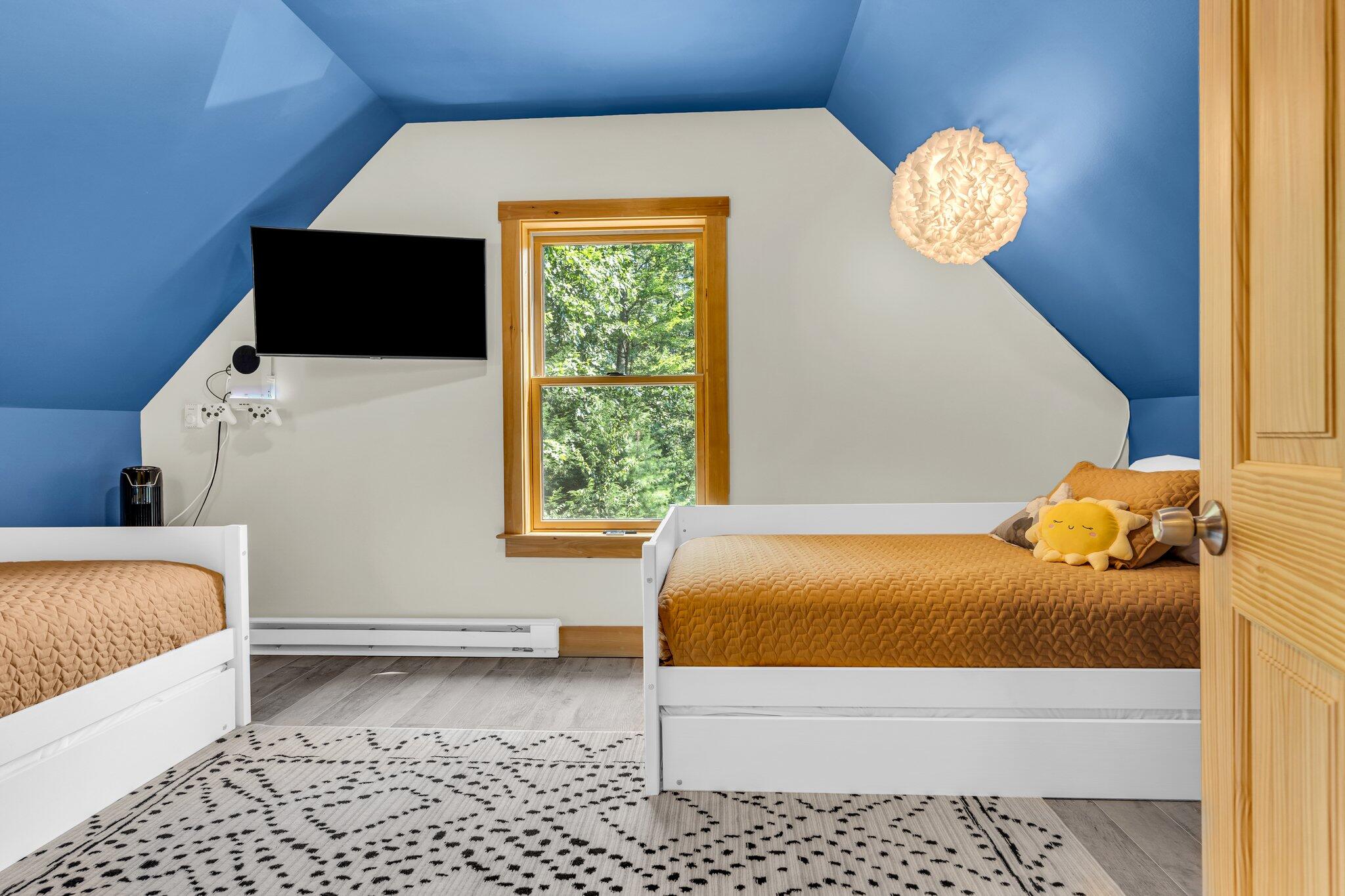 19 River Glen Road Bethel ME 04217