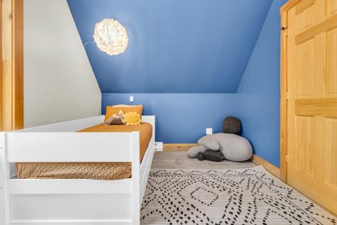 19 River Glen Road Bethel ME 04217