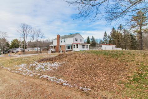 69 Pond Road Lewiston ME 04240