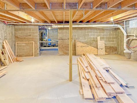 21 Coolidge Road Dixfield ME 04224