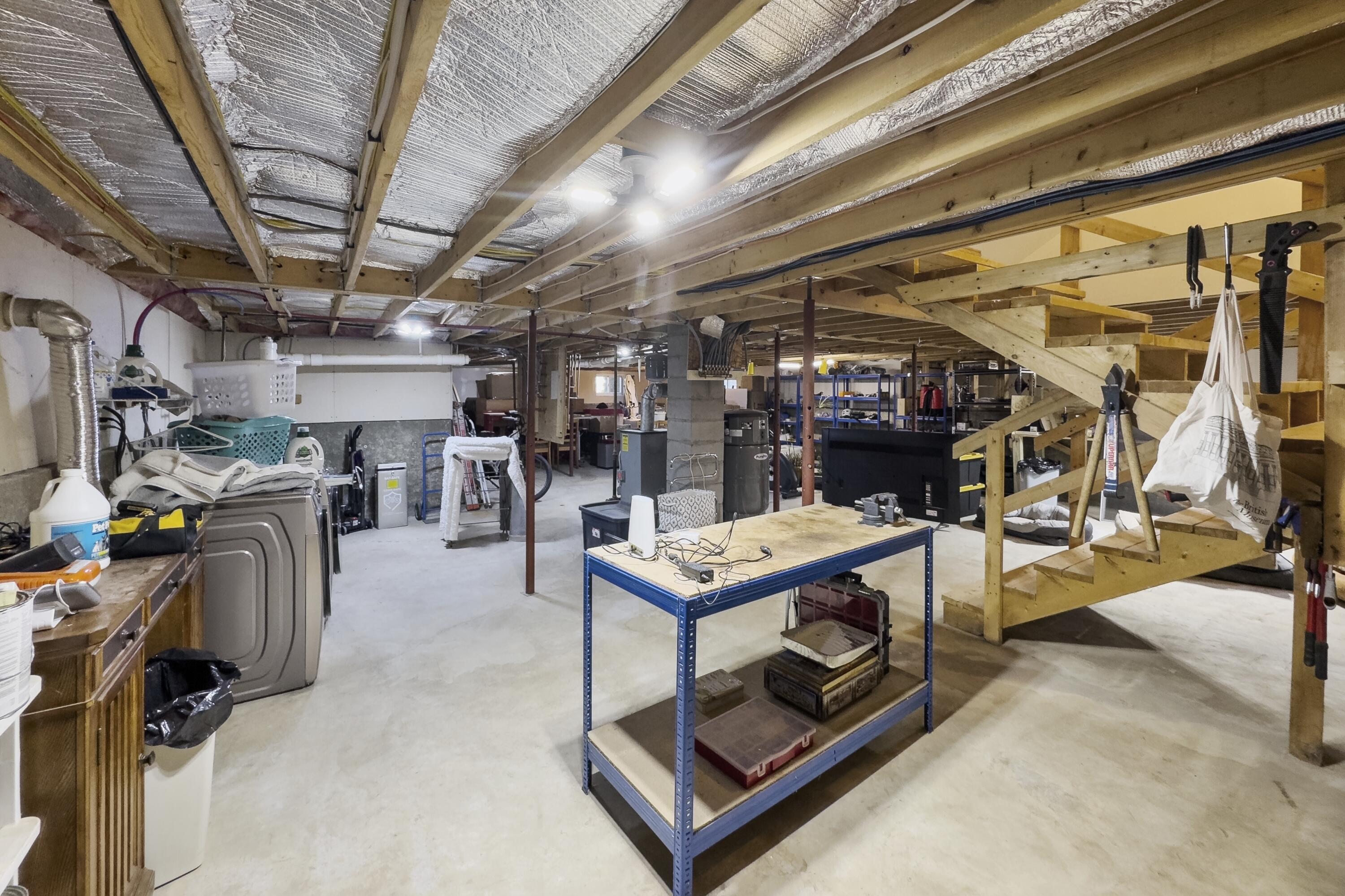 36 Bobolink Lane Thomaston ME 04861