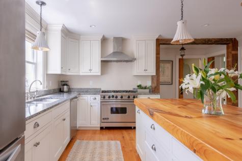 58 West Elm Street Yarmouth ME 04096
