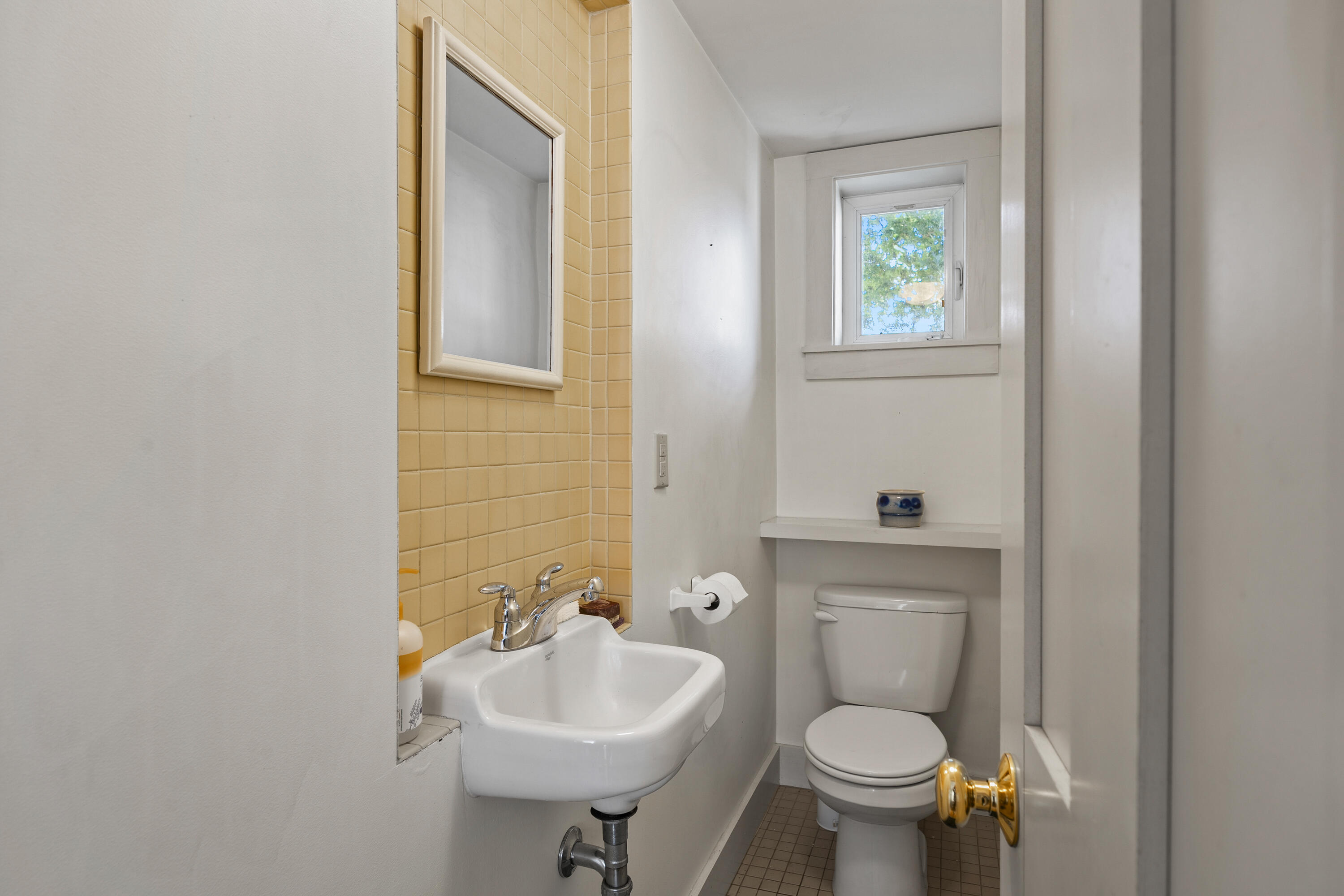 19 Smith Street Harrison ME 04040