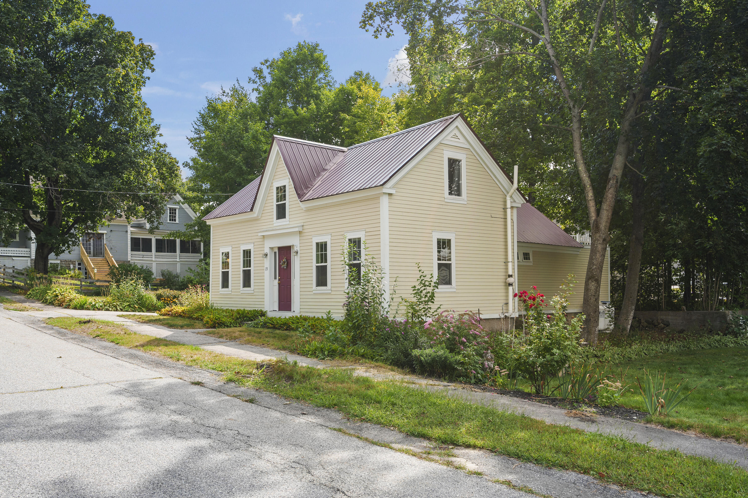 19 Smith Street Harrison ME 04040