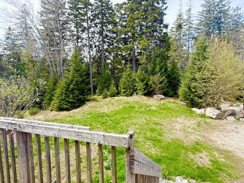 8 Berry Lane Vinalhaven ME 04863