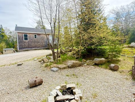 8 Berry Lane Vinalhaven ME 04863
