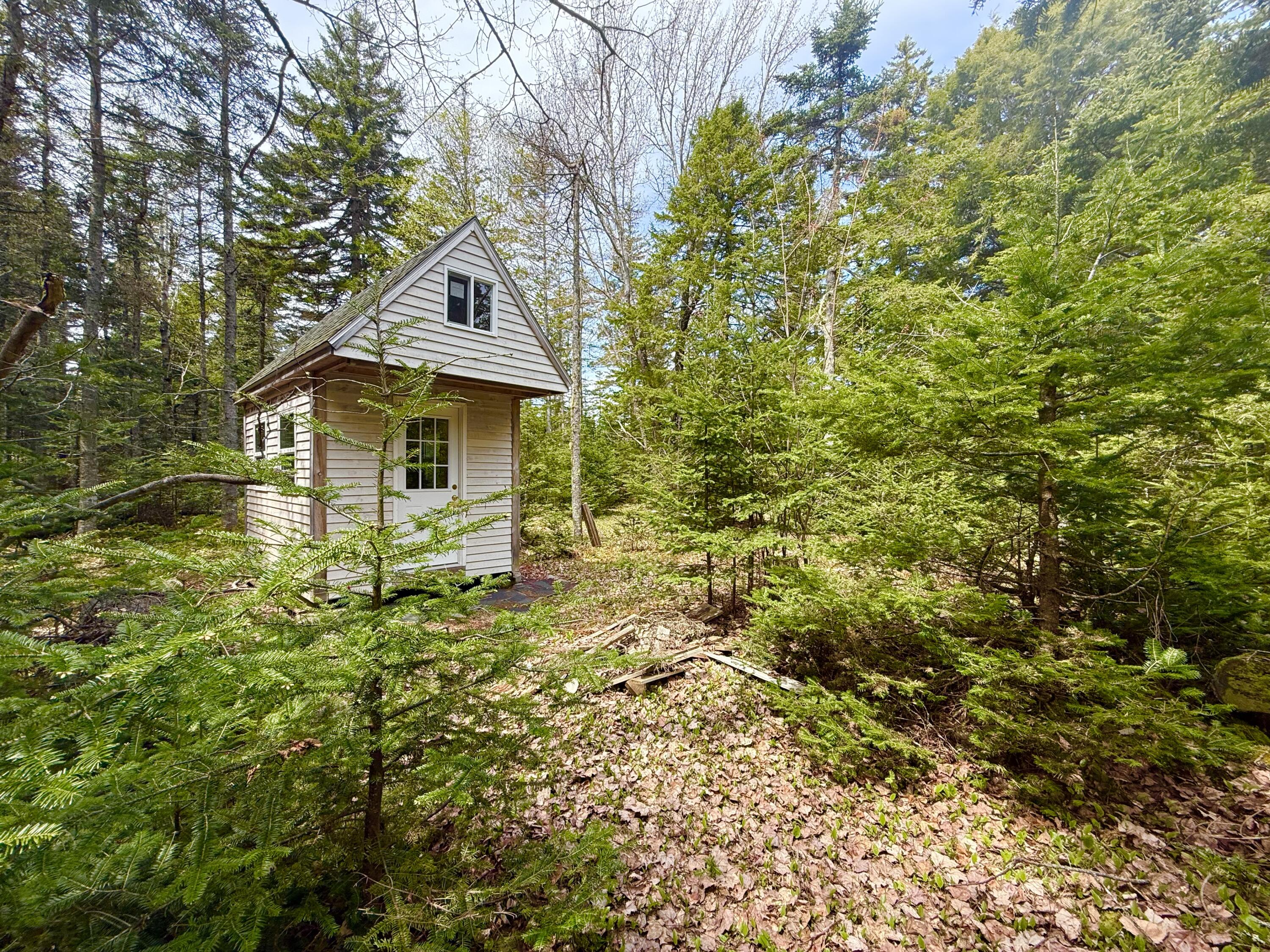 8 Berry Lane Vinalhaven ME 04863