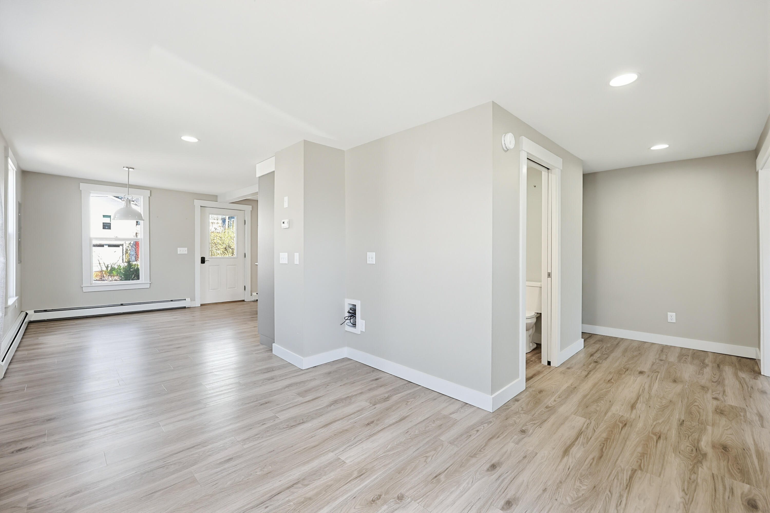 8 Grand Street Augusta ME 04330