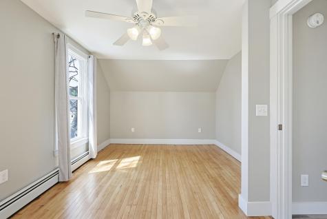 8 Grand Street Augusta ME 04330