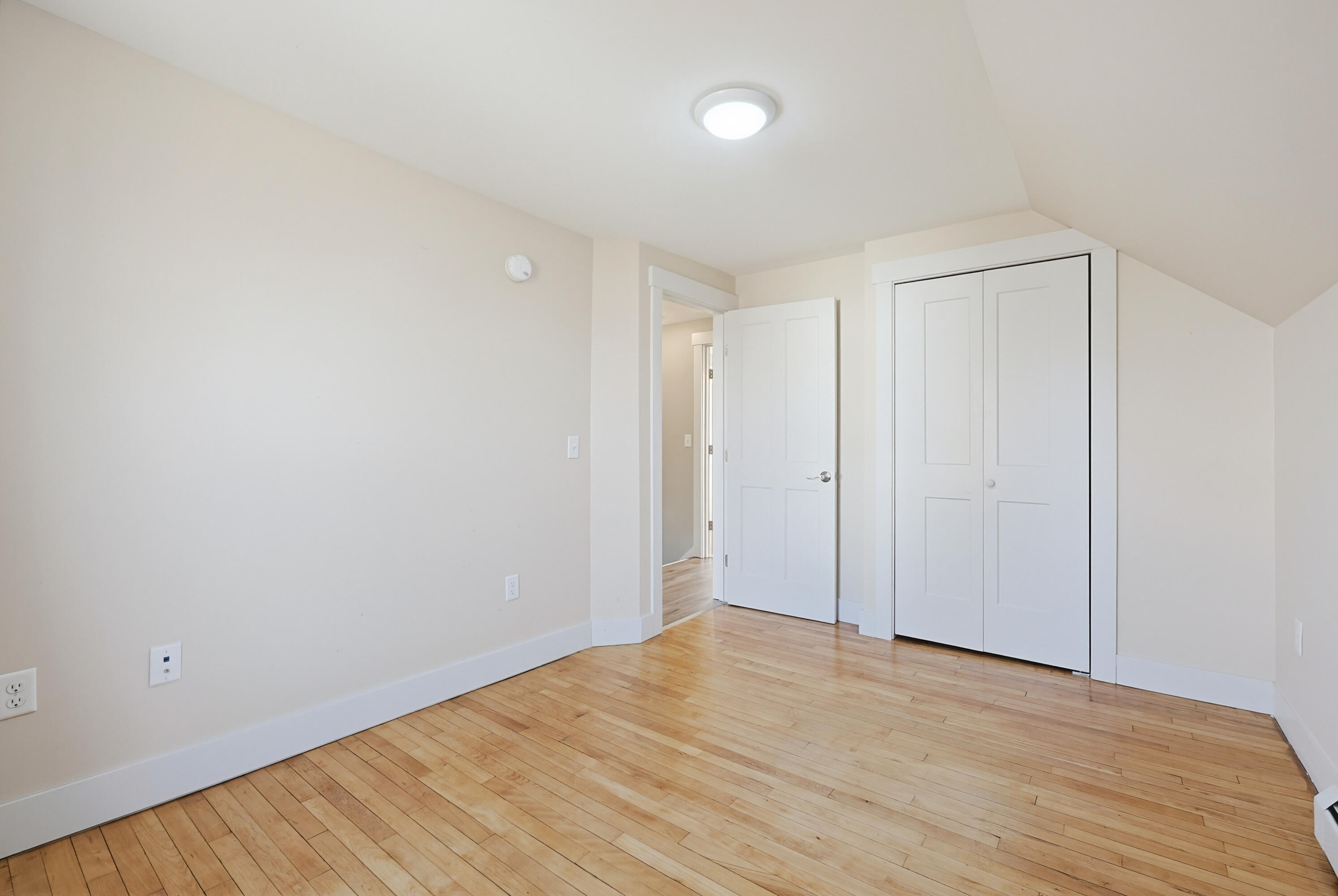 8 Grand Street Augusta ME 04330