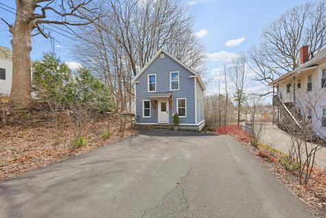 8 Grand Street Augusta ME 04330