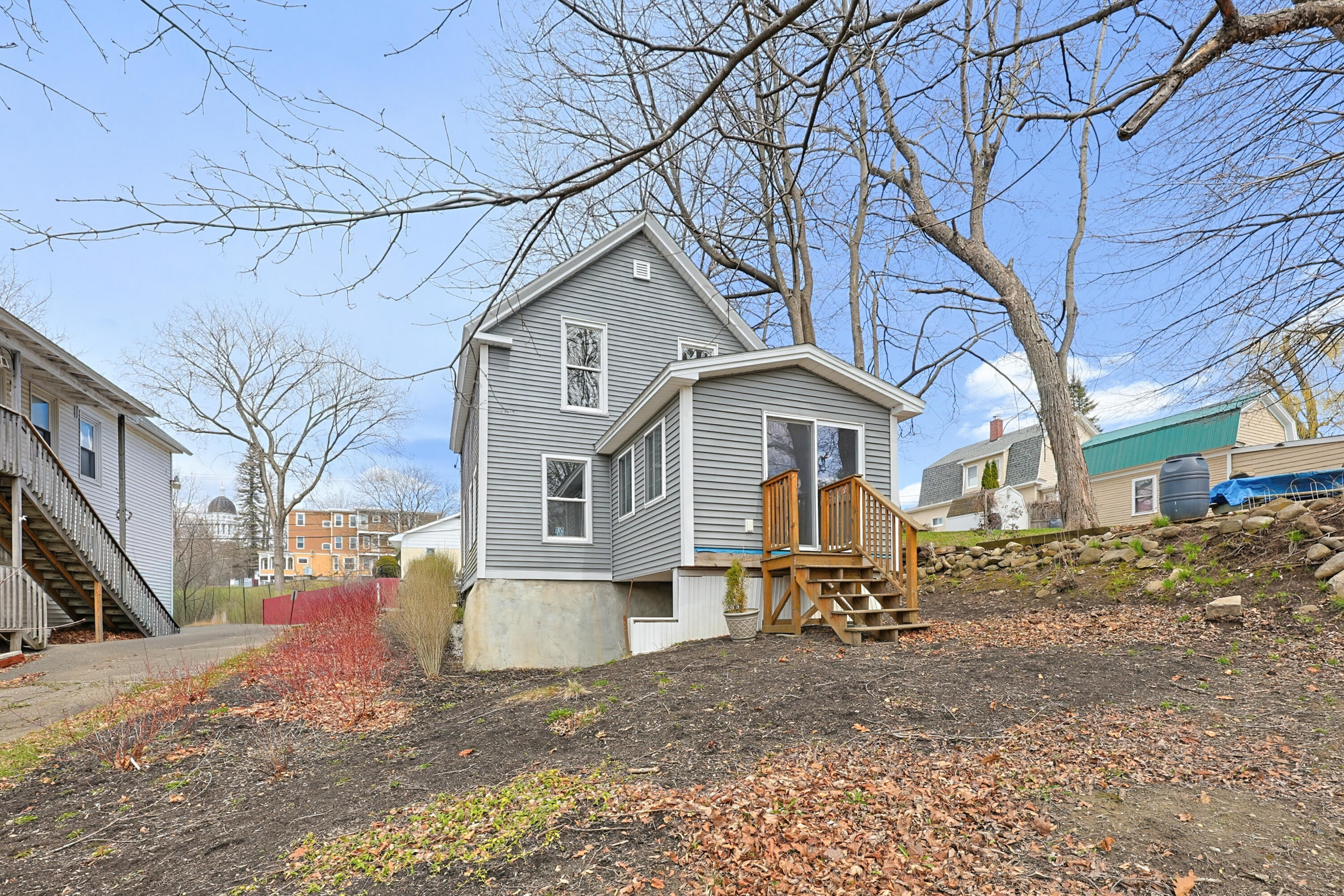 8 Grand Street Augusta ME 04330
