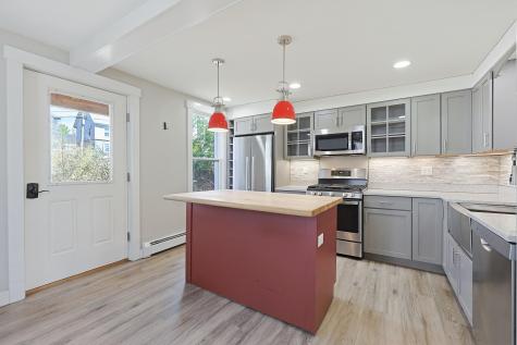 8 Grand Street Augusta ME 04330