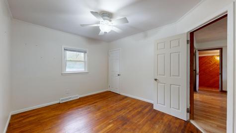 64 Carrier Court Auburn ME 04210