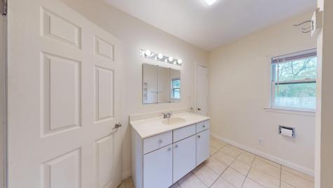 64 Carrier Court Auburn ME 04210