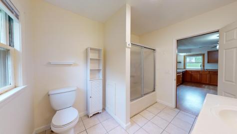 64 Carrier Court Auburn ME 04210