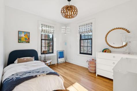 93 Pine Street Portland ME 04102