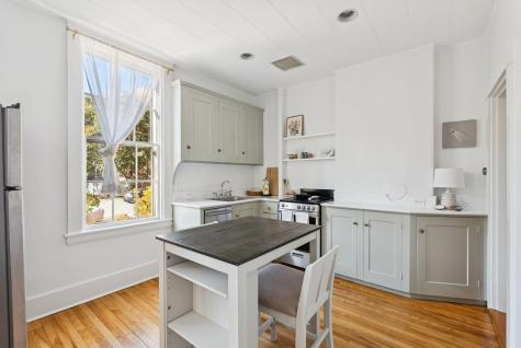 93 Pine Street Portland ME 04102