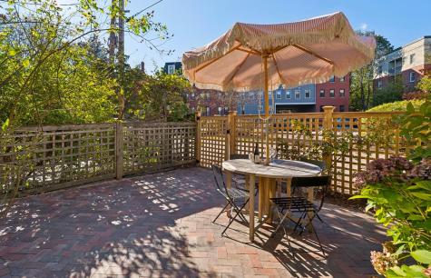 93 Pine Street Portland ME 04102