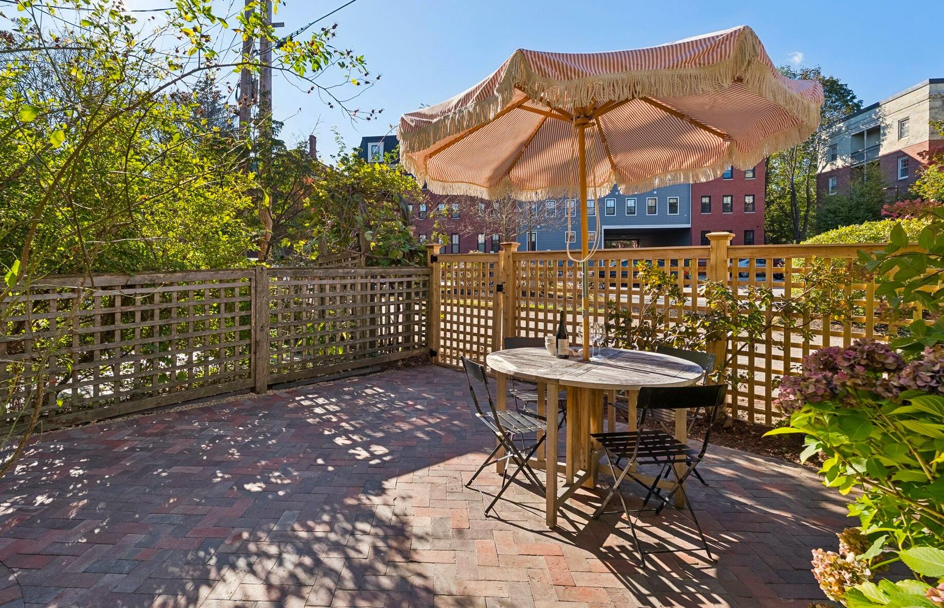 93 Pine Street Portland ME 04102