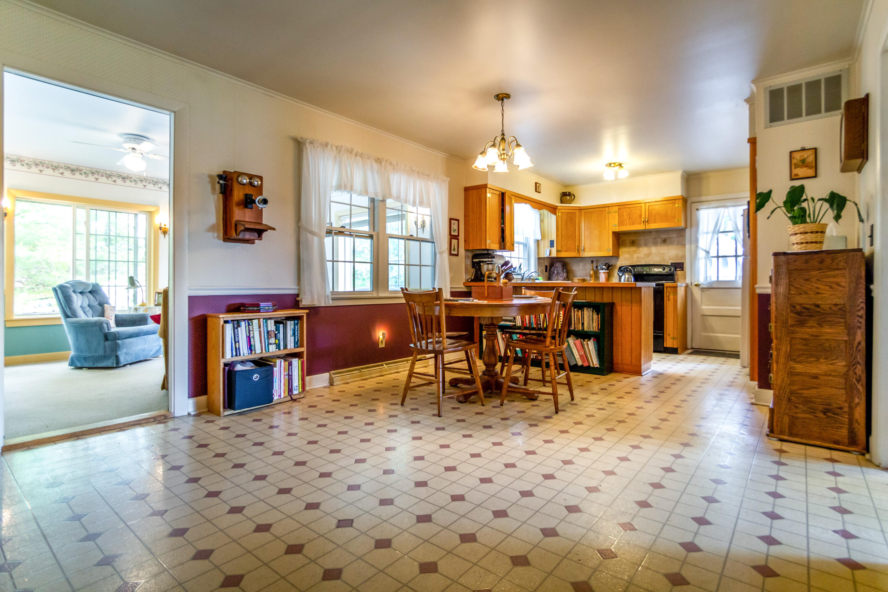 17 Ashman Drive Chelsea ME 04330