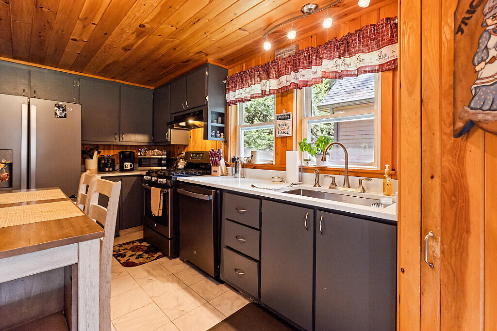 39 Tilton Pond Road Fayette ME 04349