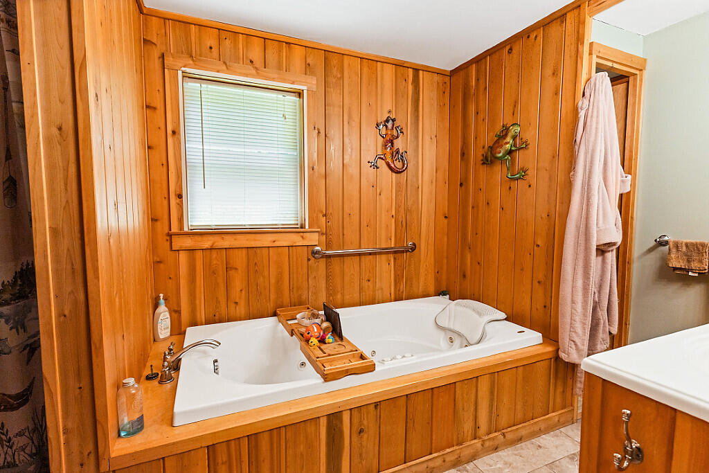 39 Tilton Pond Road Fayette ME 04349