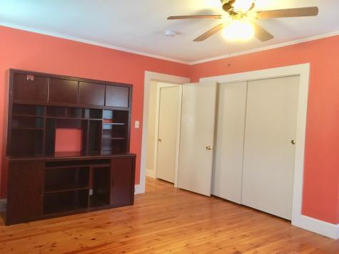 12 Nevers Avenue Norway ME 04268