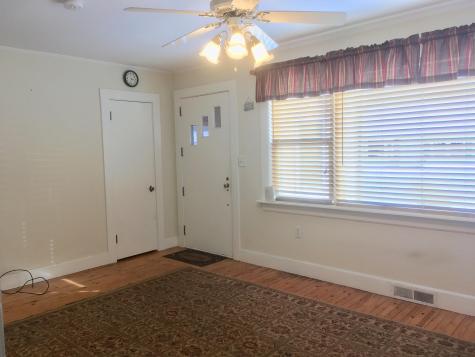 12 Nevers Avenue Norway ME 04268
