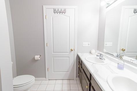 137 Vogel Road Raymond ME 04071