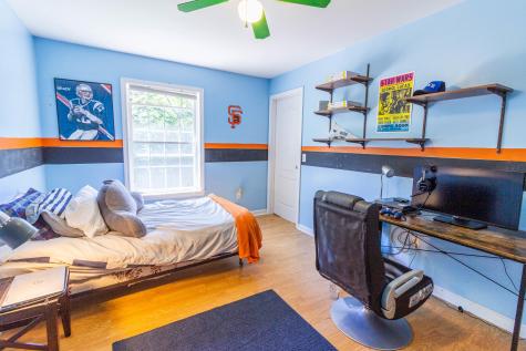 137 Vogel Road Raymond ME 04071