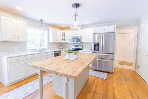 137 Vogel Road Raymond ME 04071