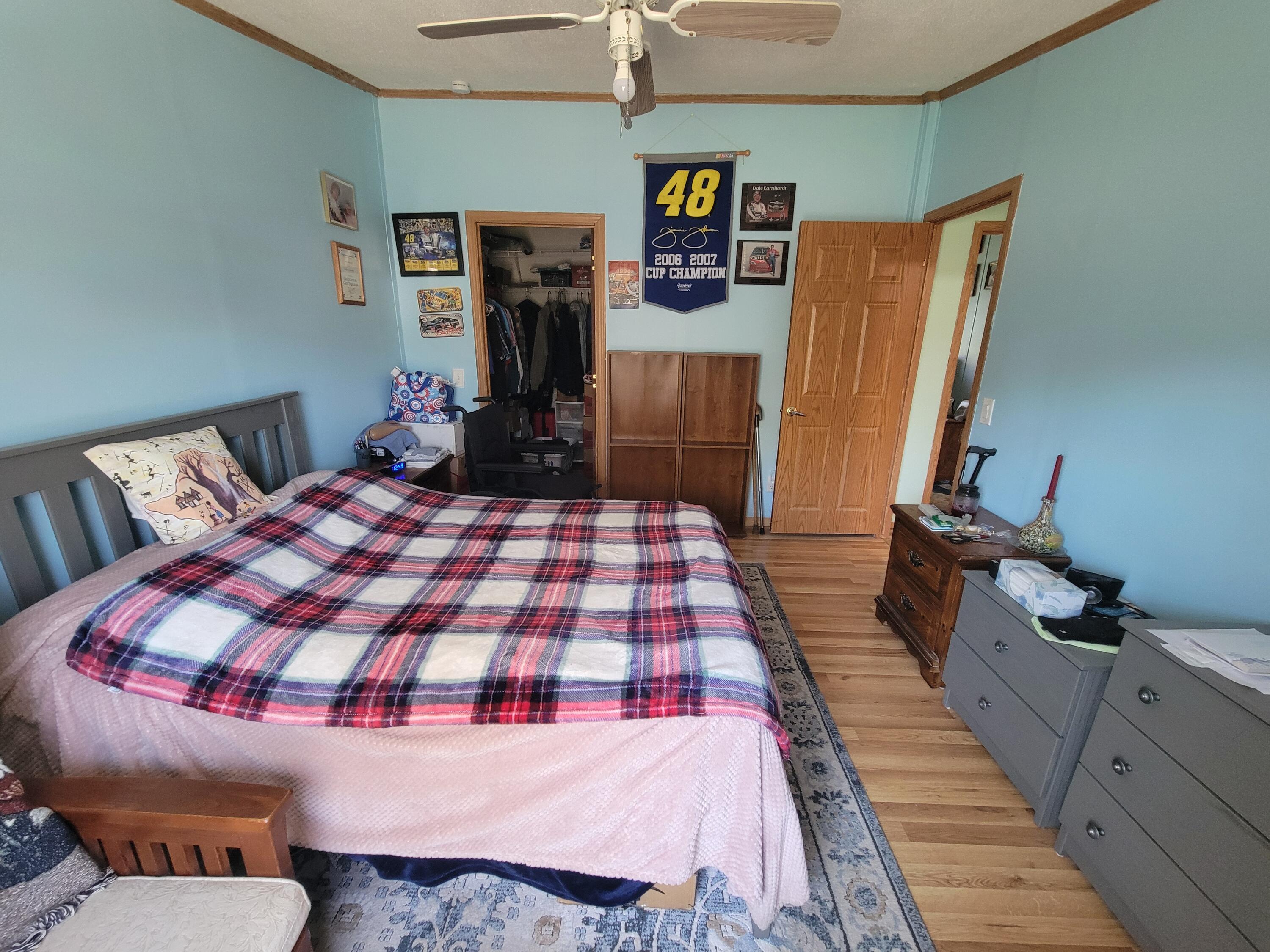 950 Main Street Calais ME 04619