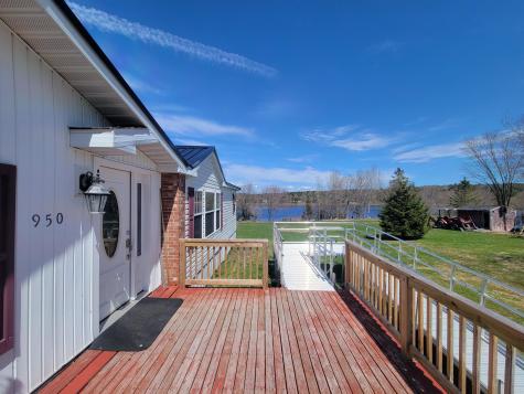 950 Main Street Calais ME 04619