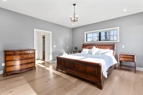 7 Freedom Drive Falmouth ME 04105