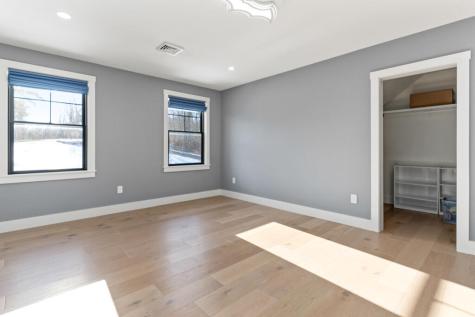 7 Freedom Drive Falmouth ME 04105