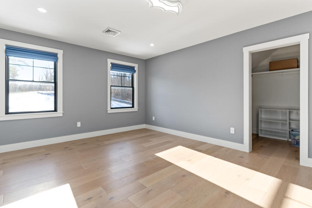 7 Freedom Drive Falmouth ME 04105