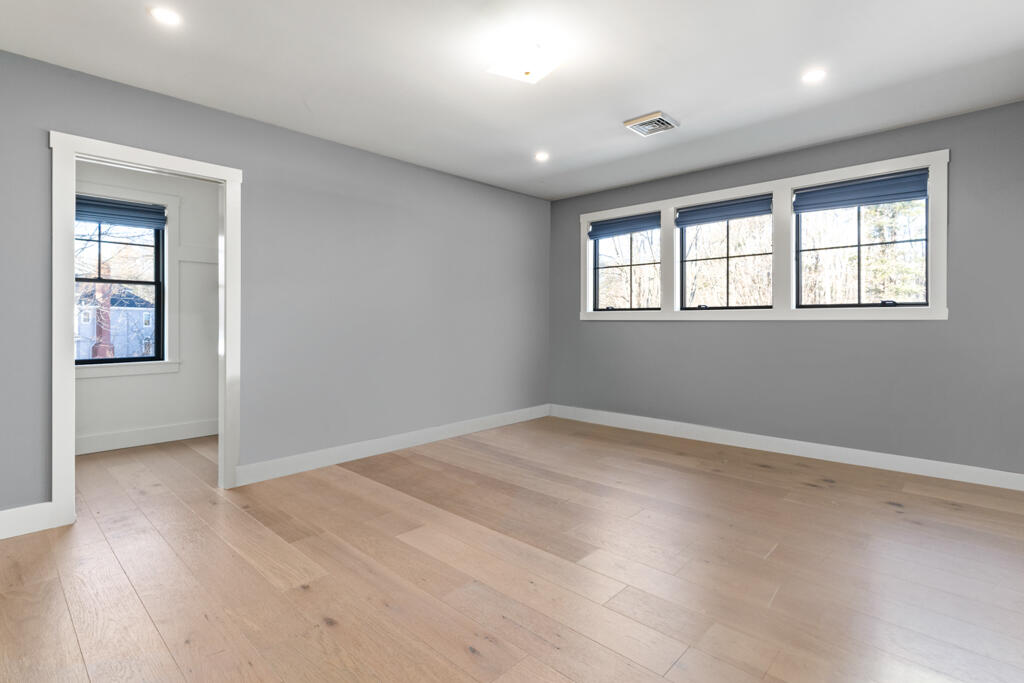 7 Freedom Drive Falmouth ME 04105